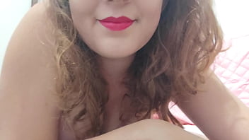 Garota na cam conversando e tirando umas duvidas