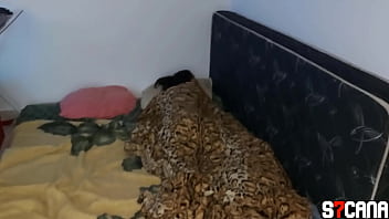 Novinha da boceta gostosa chupei ela toda e enfia o pau na bocetinha