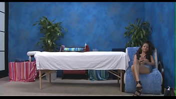 Beauty with tiny tits rides dick