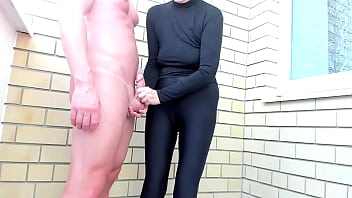 Cfnm stepmom in leggings handjob her stallion