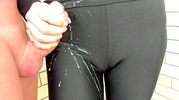 Cfnm stepmom in leggings handjob her stallion