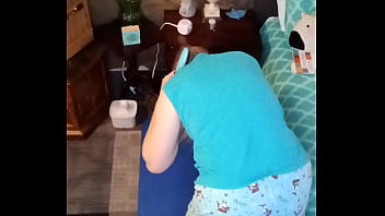 Hot mature does nude yoga in the a m