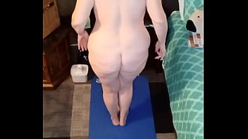 Hot mature does nude yoga in the a m