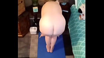 Hot mature does nude yoga in the a m