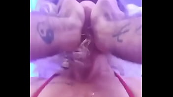 Essa é pra vc que diz que tenho cara de safada