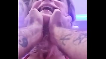 Essa é pra vc que diz que tenho cara de safada