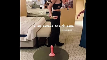 Sg Melody Sit Wai Yee Practising On Dildo Before Hen Party thumbnail