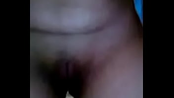 Putita infiel ensena su culo y tetas