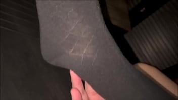 お風呂上がりの彼女の綺麗なまんこやおっぱいに沢山よだれをつけて味わう彼氏。素人カップルのsex公開。