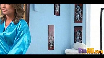 Sensual massage 2511