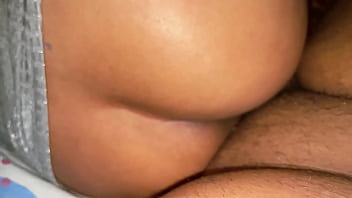 Sentiu o pau duro e quis pau no fundo da buceta