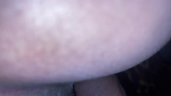 Sentiu o pau duro e quis pau no fundo da buceta