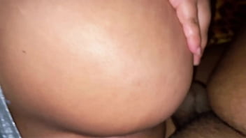 Sentiu o pau duro e quis pau no fundo da buceta