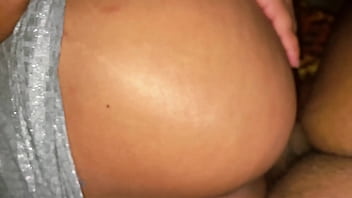 Sentiu o pau duro e quis pau no fundo da buceta