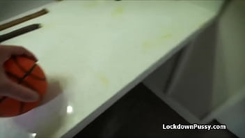 She is such a fine fuck in the afternoon