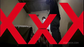 La skinny veut longue queue