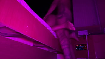 Fudendo gostoso a minha namorada na noite de aniversário de namoro