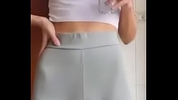 Cameltoe deep sexy girl