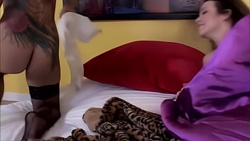 Jandi lin and emma heart get it on