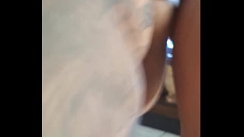 Peitoes da esposa gostosa balançando