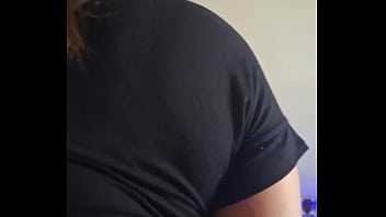 Peitoes da esposa gostosa balançando