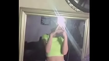 Vecina me manda video sexy