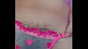 Você se importaría com os pelos eu prefiro lisinha um pouco de pelo não faz mal