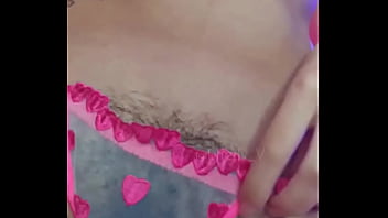 Você se importaría com os pelos eu prefiro lisinha um pouco de pelo não faz mal