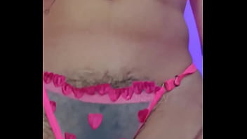 Você se importaría com os pelos eu prefiro lisinha um pouco de pelo não faz mal