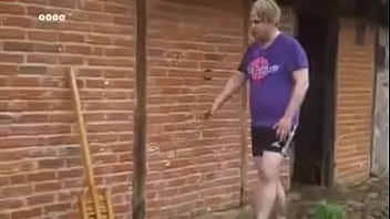 Sander sutter fugle pik på ditzel