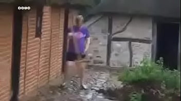 Sander sutter fugle pik på ditzel