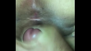 Mi mujer me pidió que le llene el culo de leche a otra