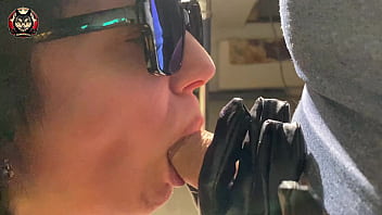 My milf stepsister made me cum on her face