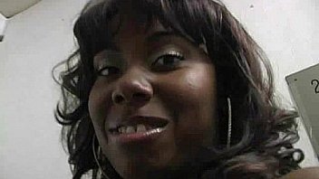 Gloryhole ebony girl booty shake and suck 10