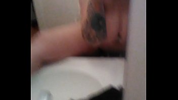 Hot mirrored orgasms