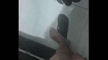 Kleber Gozando Acordei Com Um Tesão Querendo Uma Buceta Mais Tá Difícil Arrumar Uma Pra Comer thumbnail