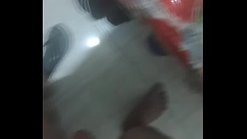 Kleber gozando acordei com um tesão querendo uma buceta mais tá difícil arrumar uma pra comer Kleber gozando acordei com um tesão querendo uma buceta mais tá difícil arrumar uma pra comer