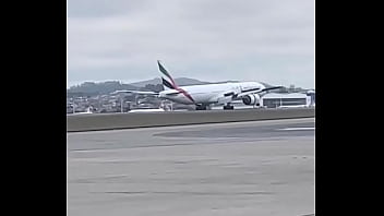 Decolagem de aviao boing