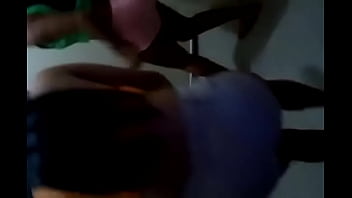 Putipobres latinas bailando y moviendo el culo sabroso