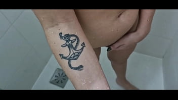 Vem tomar banho comigo