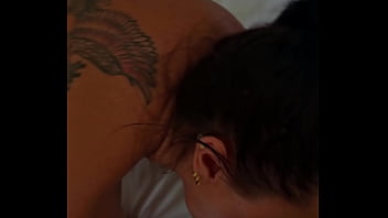 Kalena mitrak seguidor batendo uma punheta enquanto levo rola