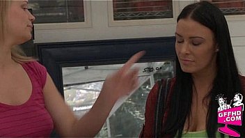 Lesbian desires 2277