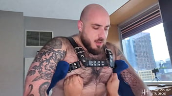 Missing that sweet powerlifter muscle hole today