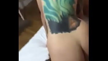 3 gostosas e 1 sortudo