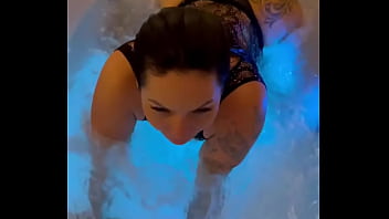 Me filmando ficou de pau duro e adivinha o que eu fiz 1 já disponível nas plataformas