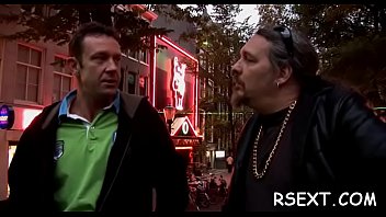 Sexy ass babe sucks cock