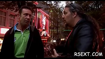 Sexy ass babe sucks cock