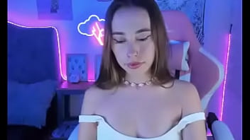 Miss candence la gamer atractiva