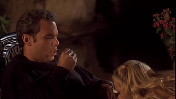 A blonde hottie fucks with her man in the evening in the garden