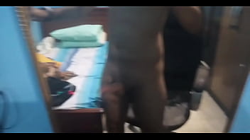 Se la jala y se viene